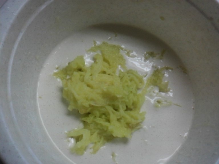 Reţetă de preparare a papanaşilor cu mere (de post)