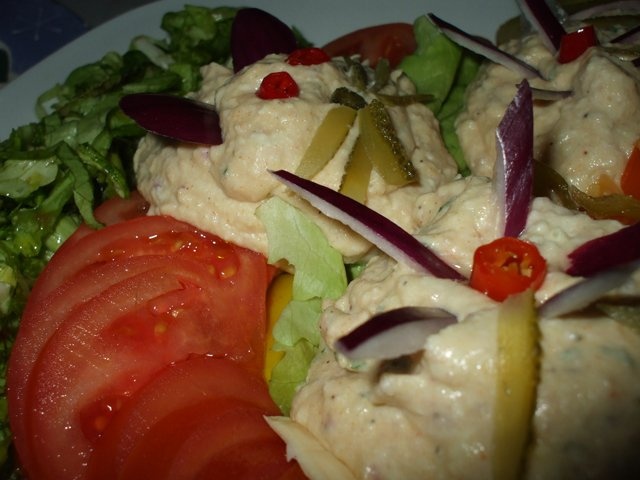 Aperitiv cu sunca si branza feta