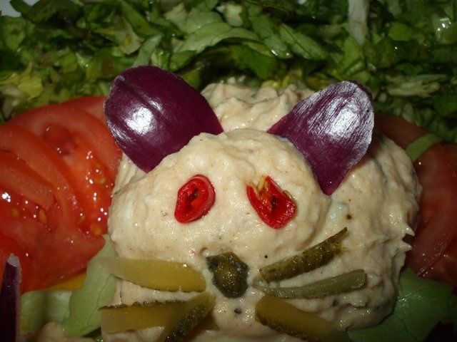 Aperitiv cu sunca si branza feta