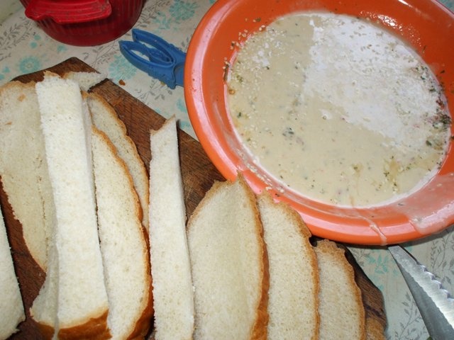 Dovlecei umpluti cu branza topita