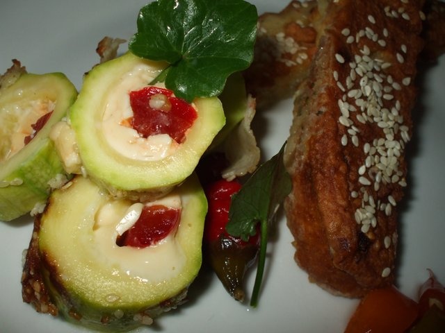 Dovlecei umpluti cu branza topita