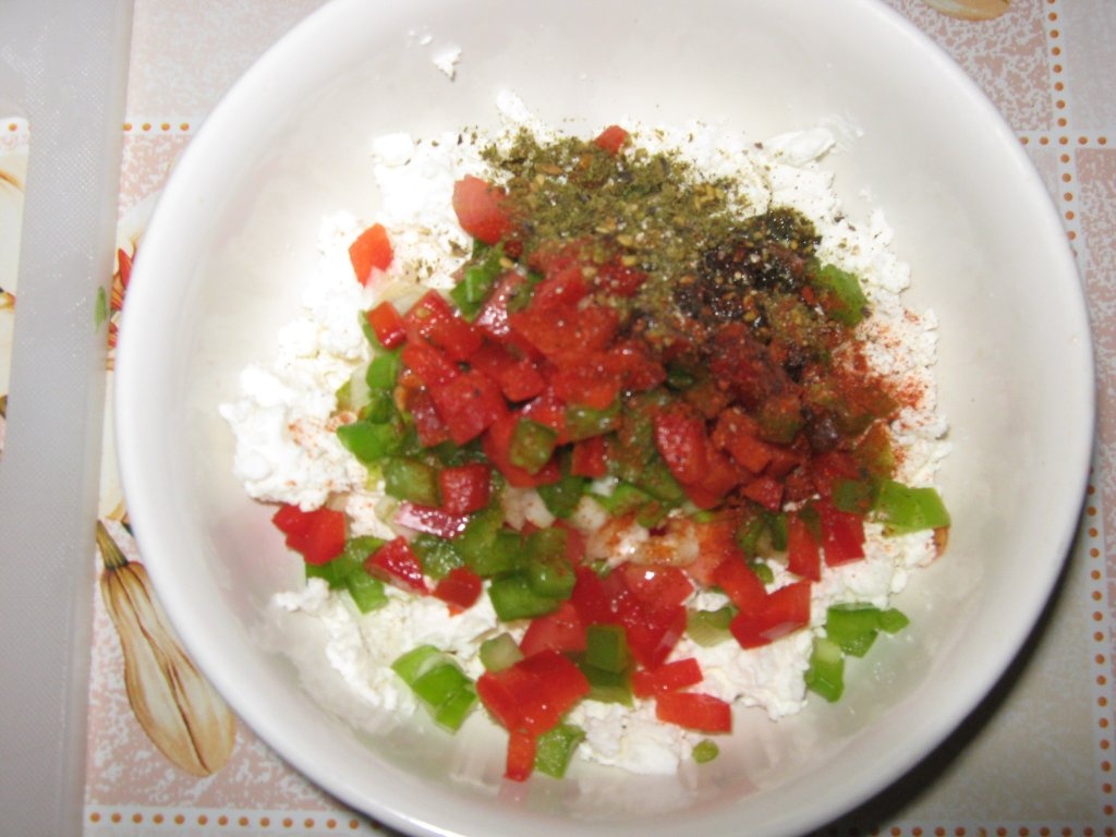 Aperitiv picant cu telemea de oaie-“Shankalish”