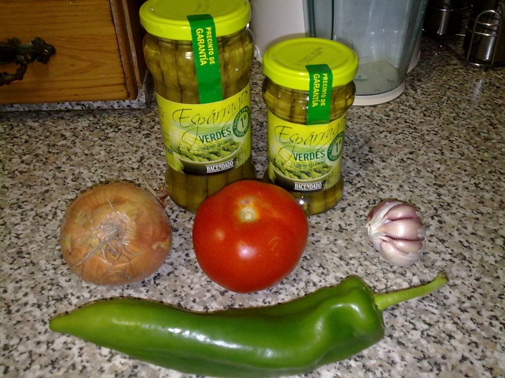 Supa de sparanghel verde si crutoane.(post)