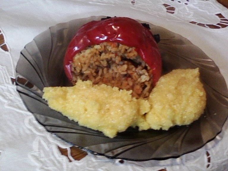 Ardei umpluti (de post)