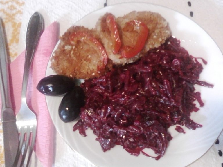 Salata de sfecla cu ciuperci (de post)