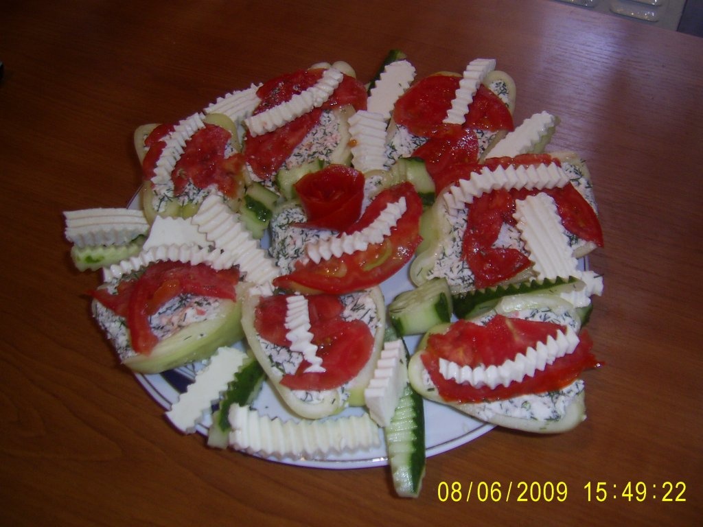 Ardei gras umplut cu branza