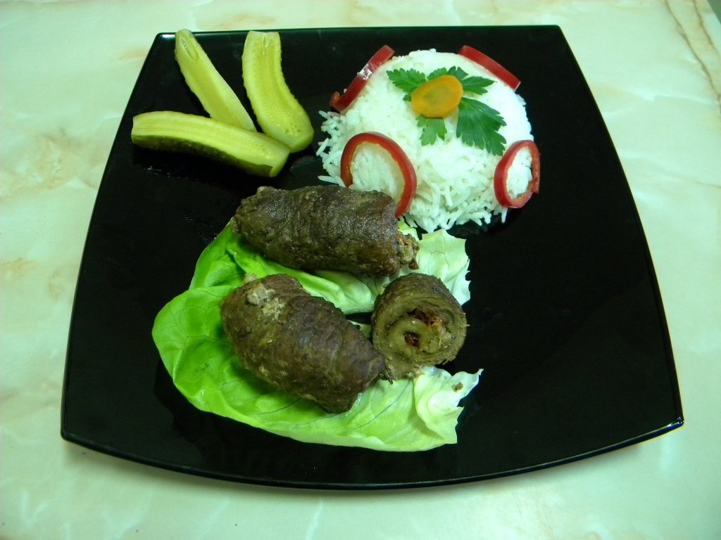 Rulouri din carne de porc