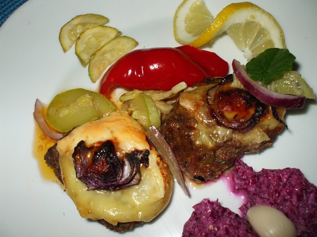 Terine de pui cu cascaval, dovlecel si mar