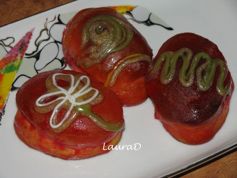 Iepurasi si Oua colorate