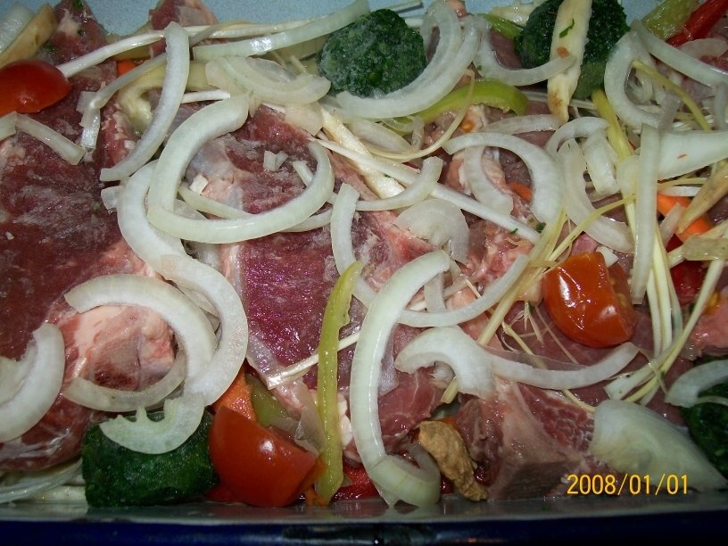 Pulpa de Vita cu legume la cuptor