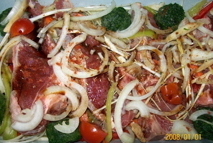 Pulpa de Vita cu legume la cuptor