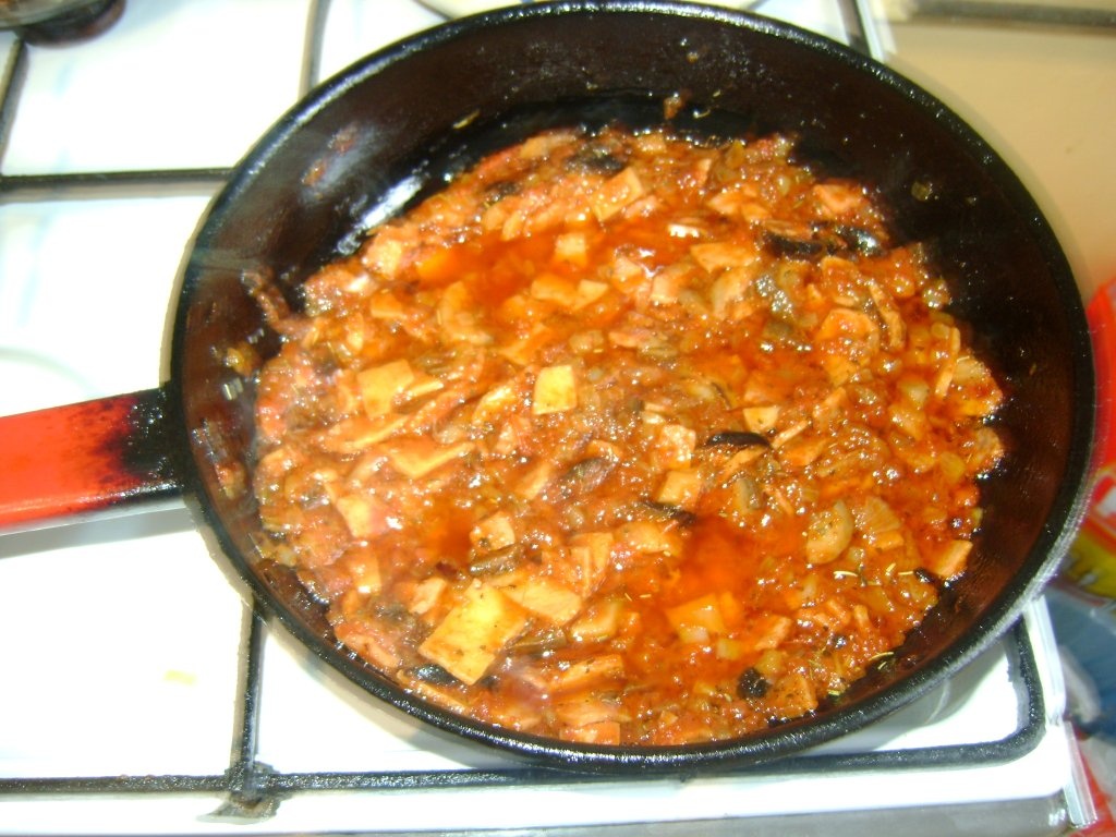 Paste cu sos rosu by copilou