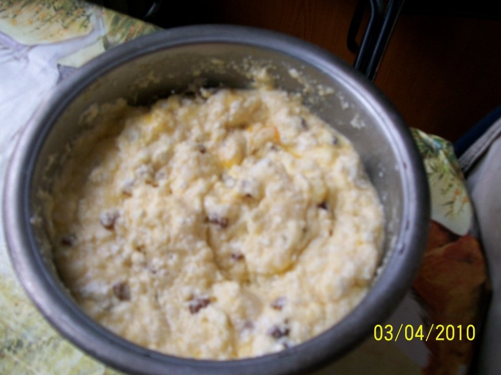 Placinta cu branza si stafide