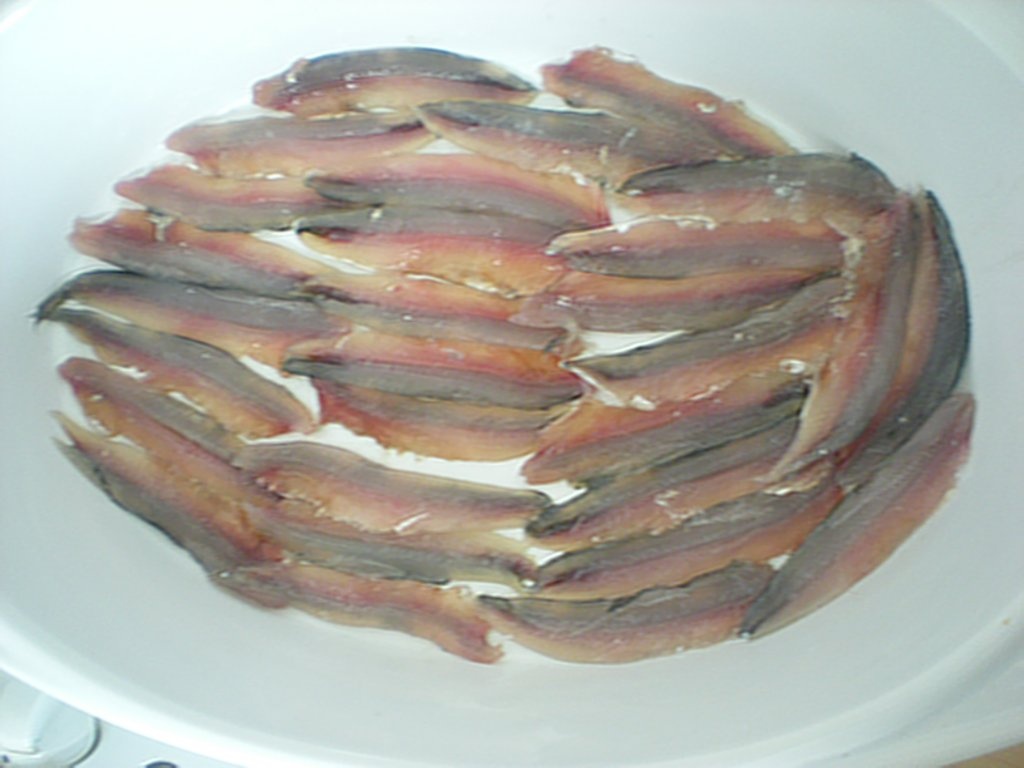 Ansoa marinate cu masline