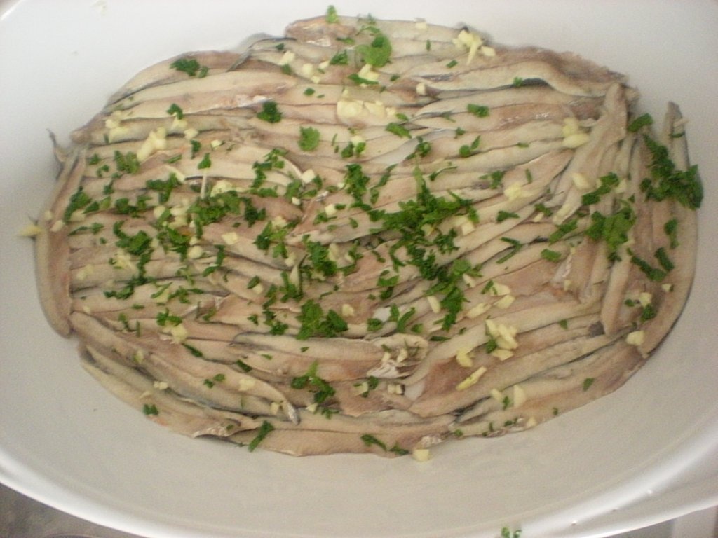 Ansoa marinate cu masline