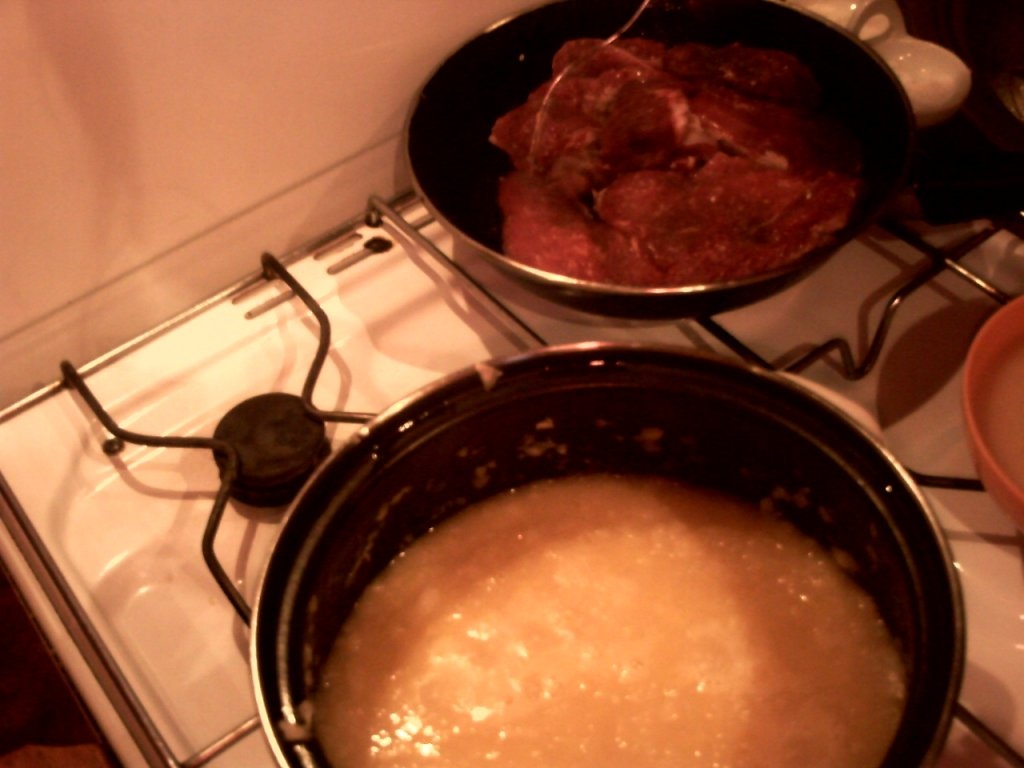 Gratar cu garnitura de ceapa cu branza