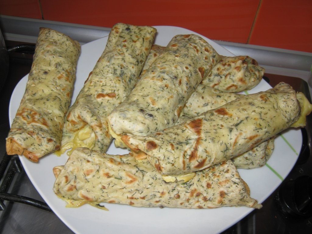 clatite umplute cu piept de pui