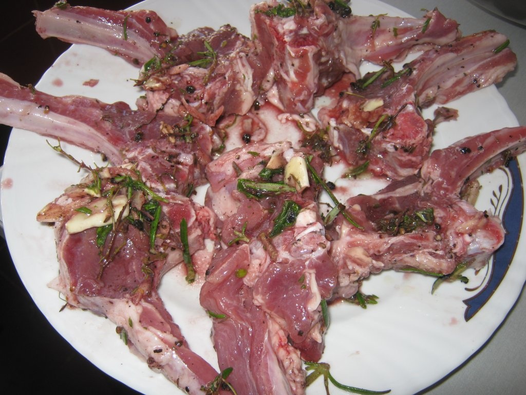 cotlete de miel cu gnocchi