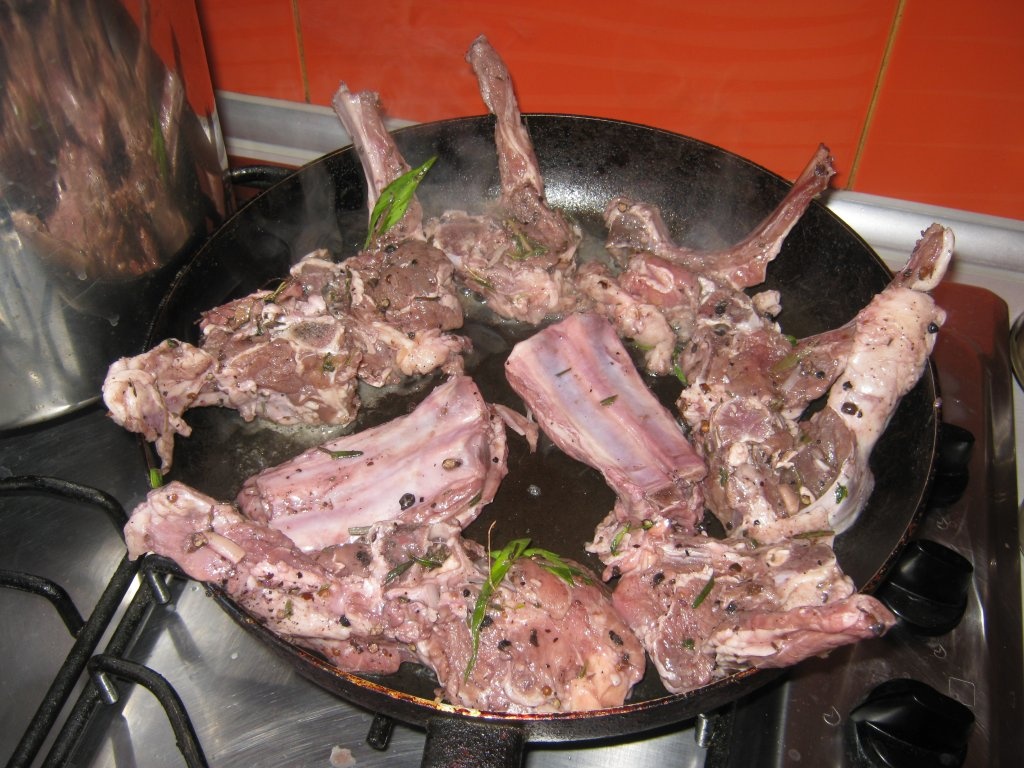 cotlete de miel cu gnocchi