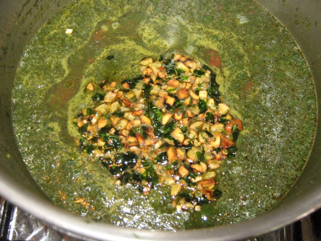 Supa de iuta cu pui –"Mlukhieh"-Specific tarilor arabe