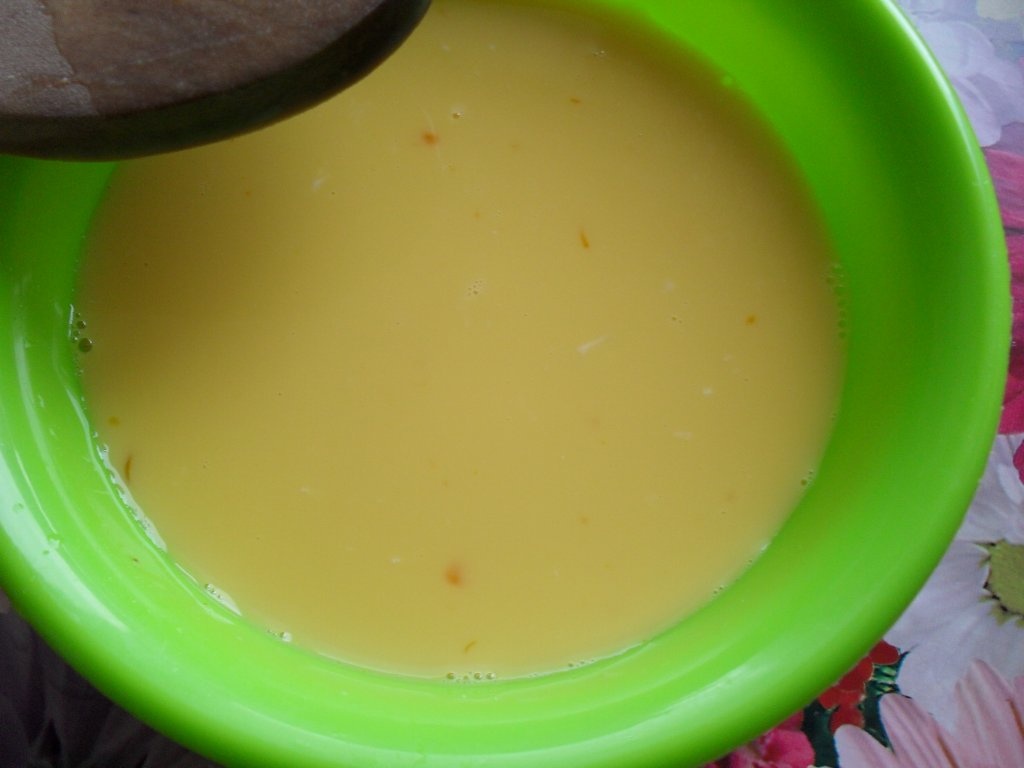 Ciorba  de salata cu leustean, absolut senzationala!