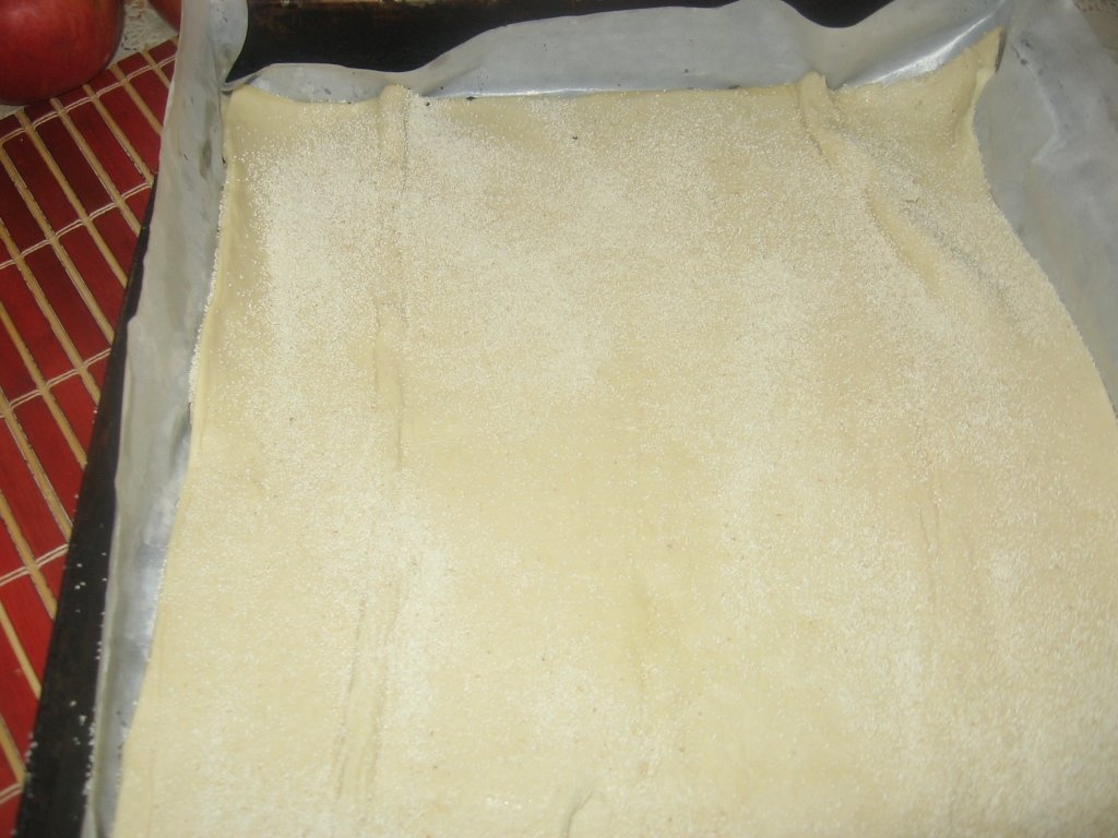 Prajitura cu mere si bezea