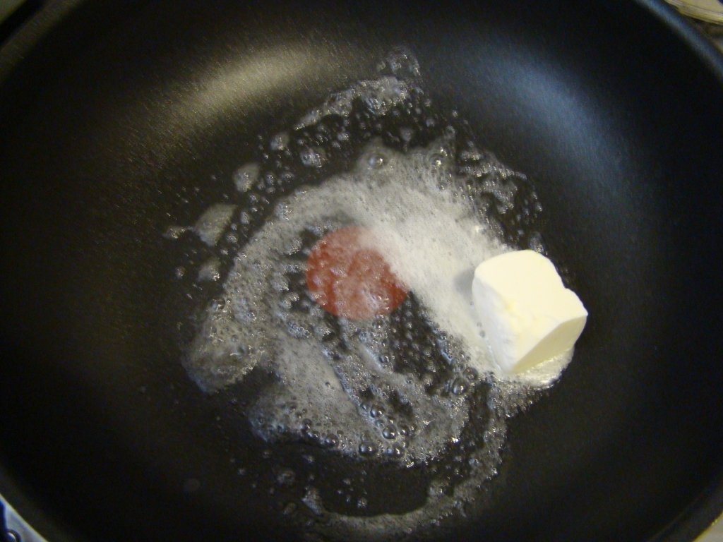 Creveti in sos de unt