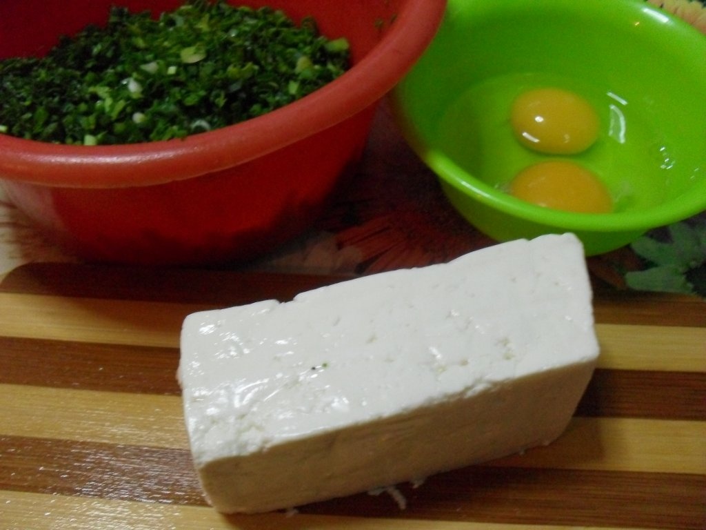 Rulada din piept de pui cu branza telemea