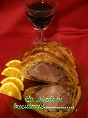 Ceafa de porc in foietaj