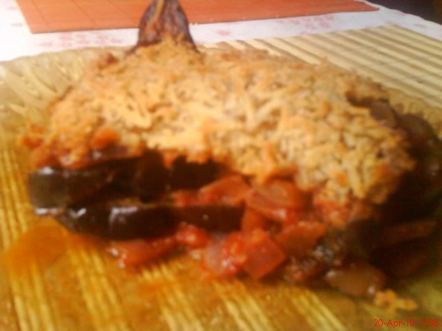 Vinete cu sos de rosii