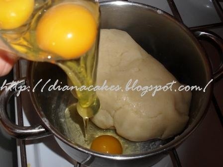 Bomboloni amorezate-gogosi din aluat oparit