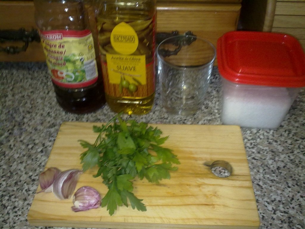 Cartofi cu sfecla la cuptor.