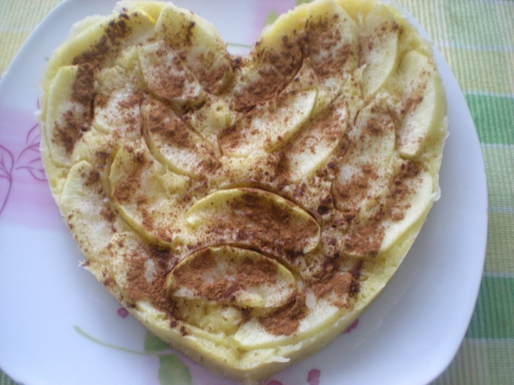 Tarta cu mere la microunde