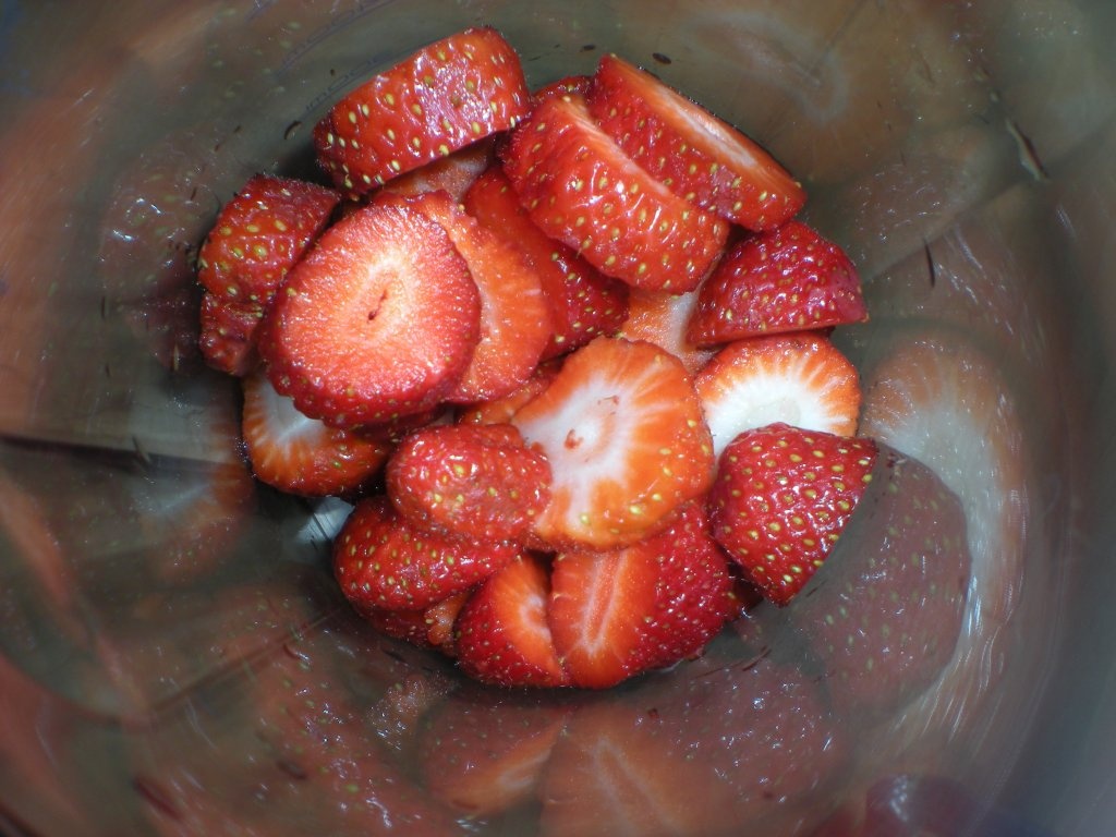 Milkshake de capsuni si kiwi