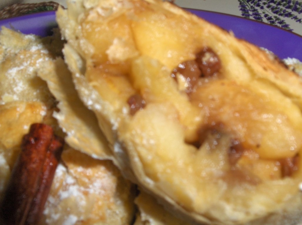 Strudel de mere caramelizate