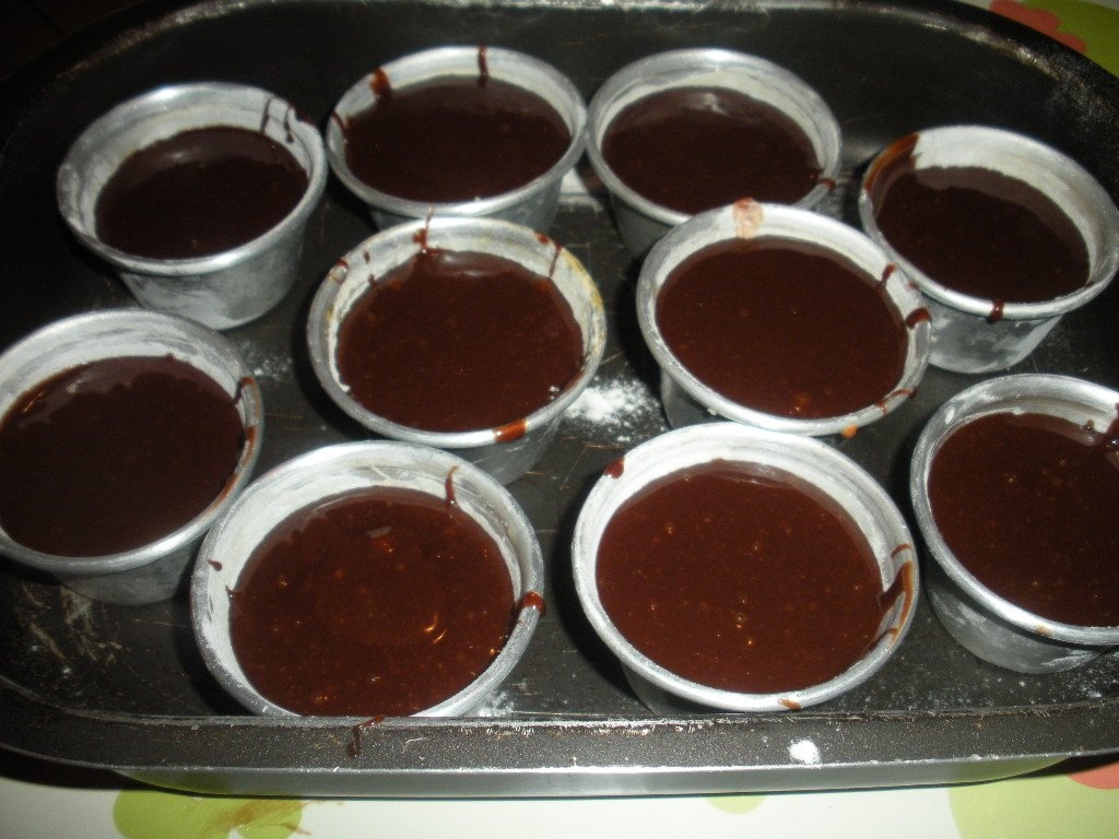 Muffins cu mijloc moale si  ciocolatos