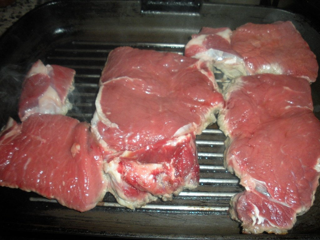 Tagliata de carne la gratar