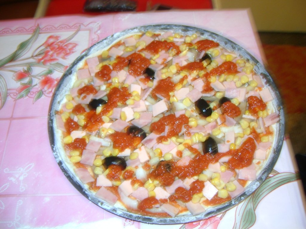 Pizza cu porumb