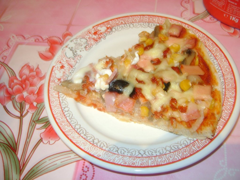 Pizza cu porumb
