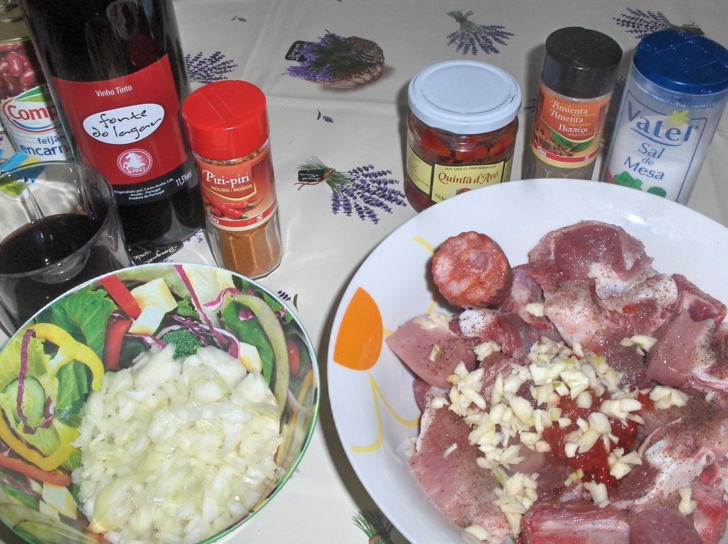 Fasole cu costita si orez alb(Feijoada de Entercosto)