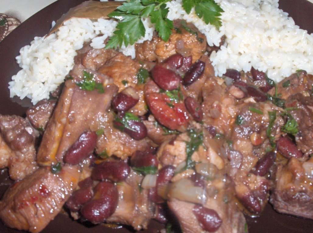 Fasole cu costita si orez alb(Feijoada de Entercosto)
