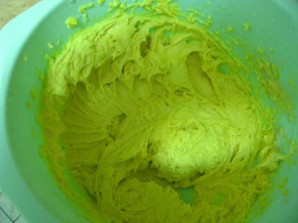 Tort cu spuma de capsuni