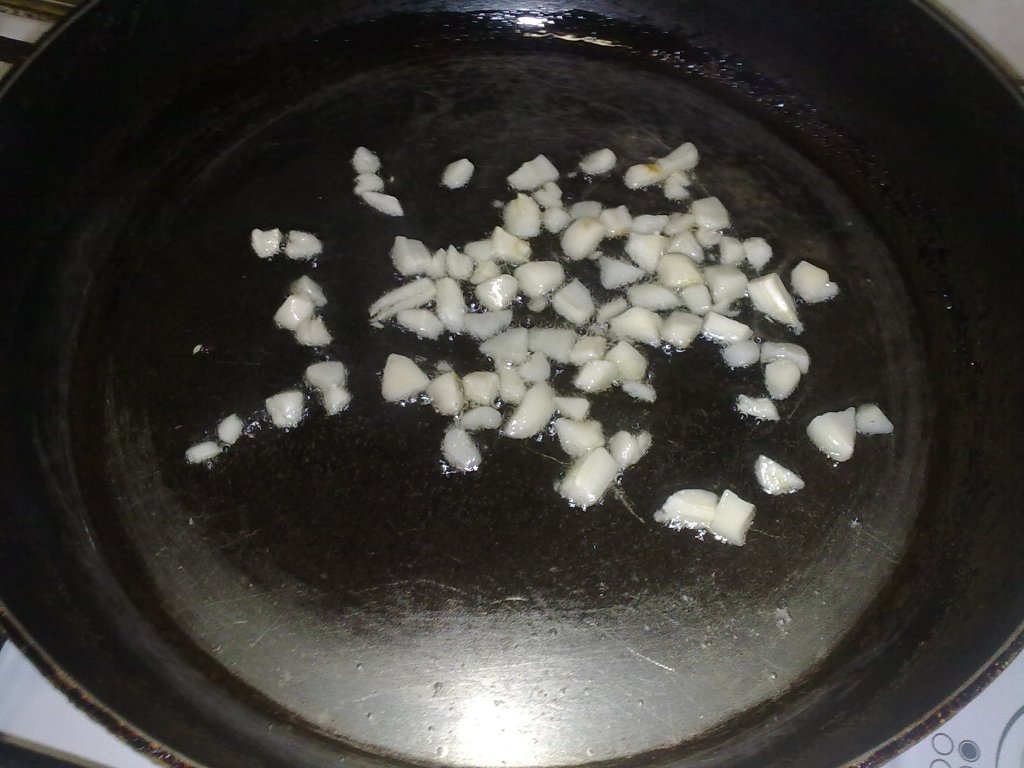 Garnitura din conopida pentru fripturi.