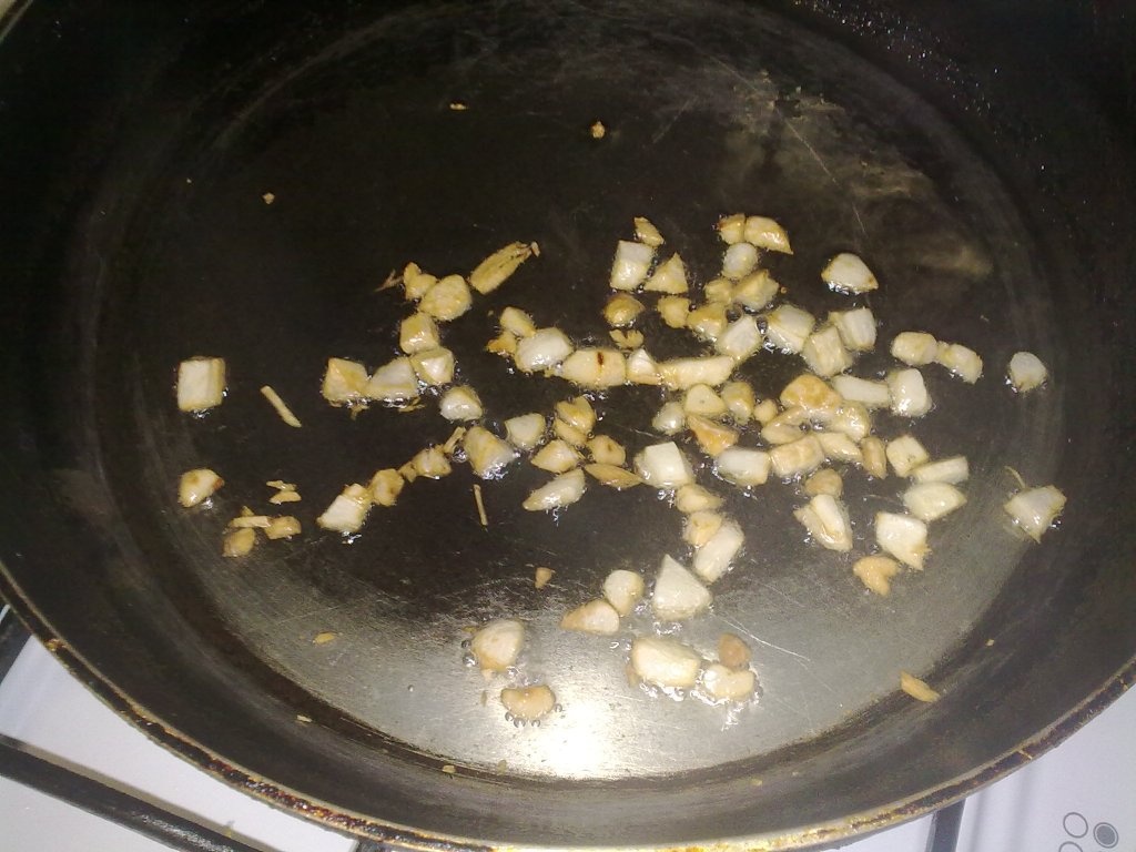 Garnitura din conopida pentru fripturi.