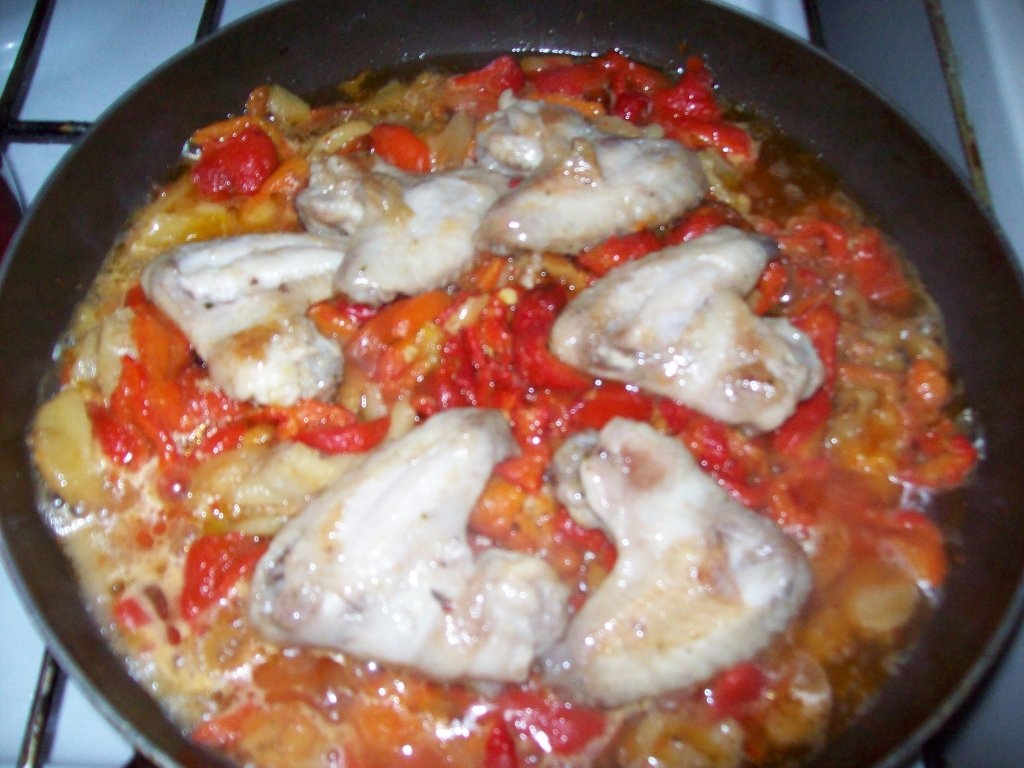 Pui cu ardei copti si smantana