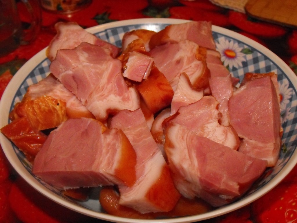 Paine de casa umpluta cu mancarica de fasole