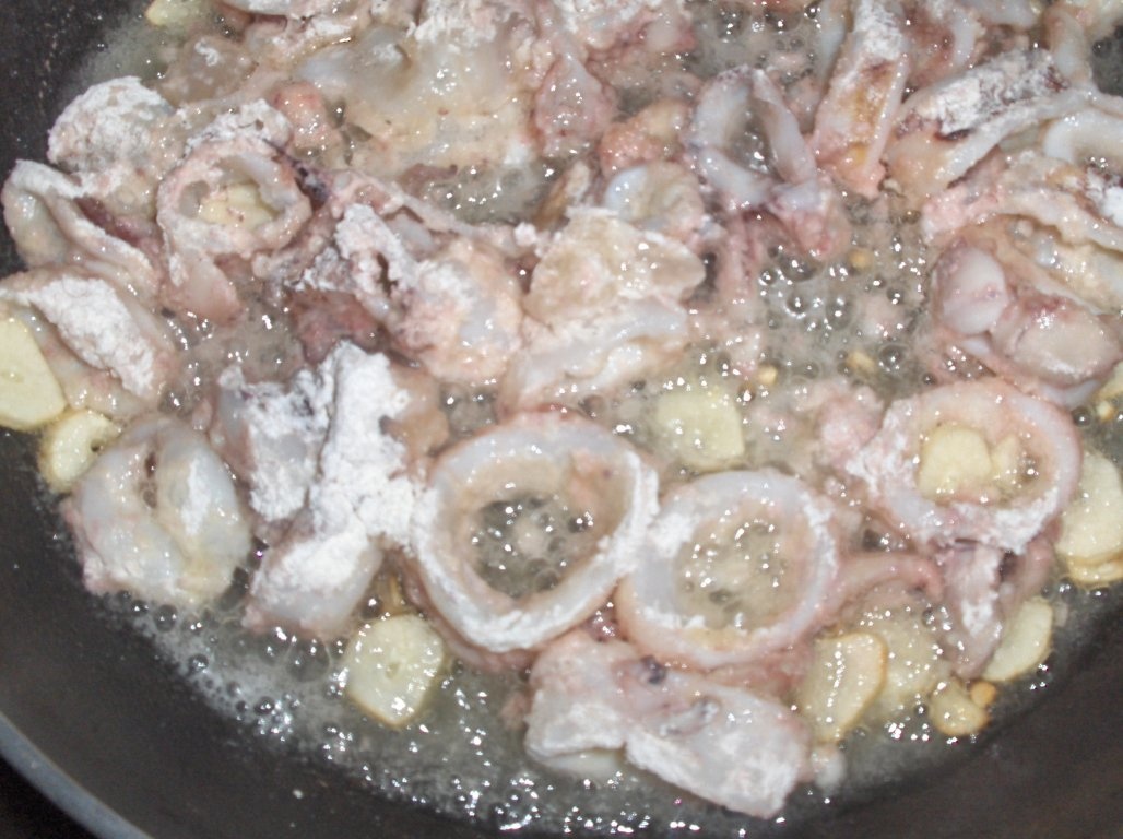 Crispy squid rings(Lulas fritas)