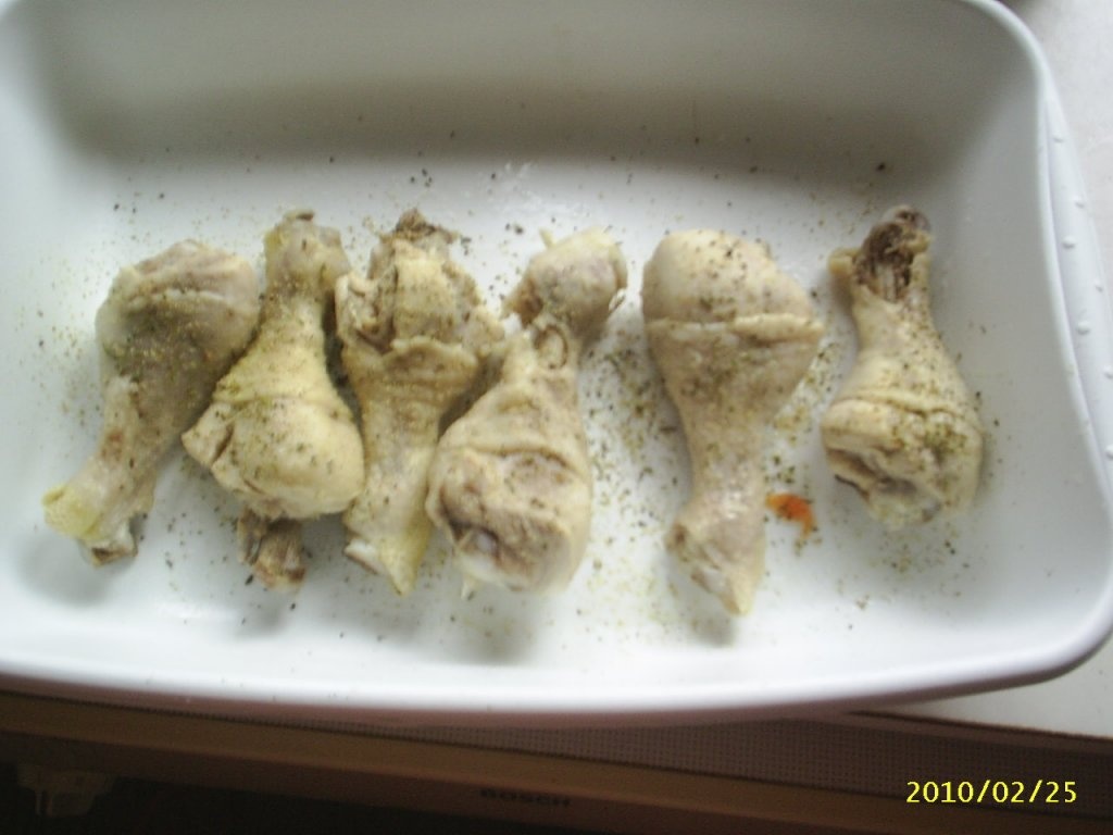 Pulpite de pui  prajit peste orez cu legume