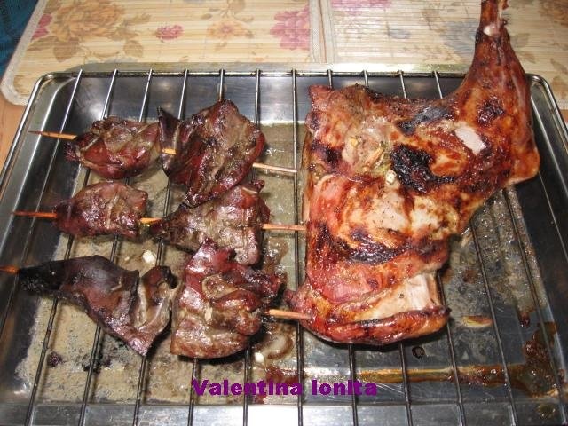 Pulpa  si ficat de miel la grill (gratar) pentru Inaltarea Domnului