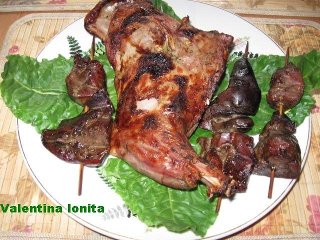 Pulpa  si ficat de miel la grill (gratar) pentru Inaltarea Domnului